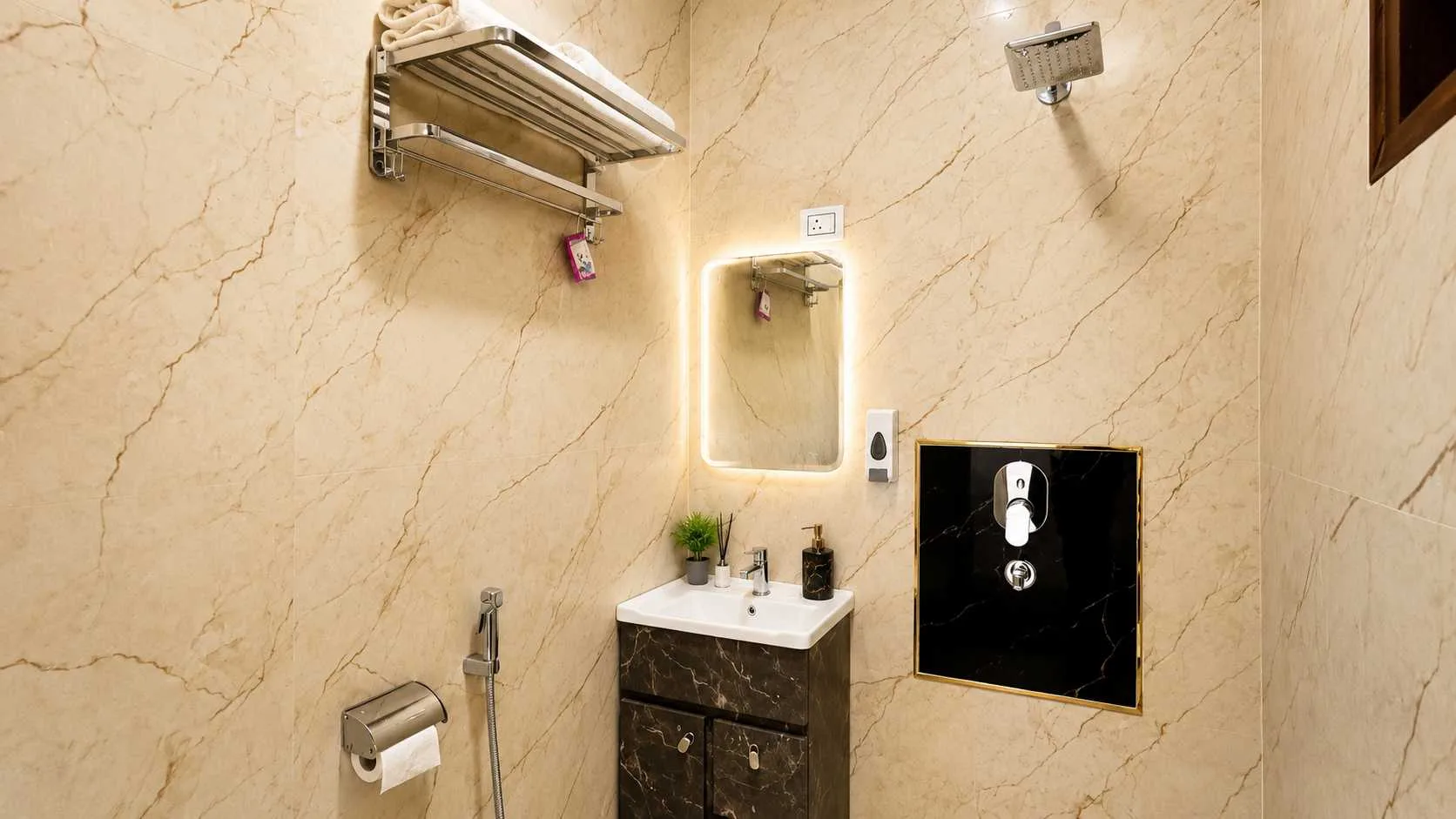 Opal Villa — Guest Bathroom