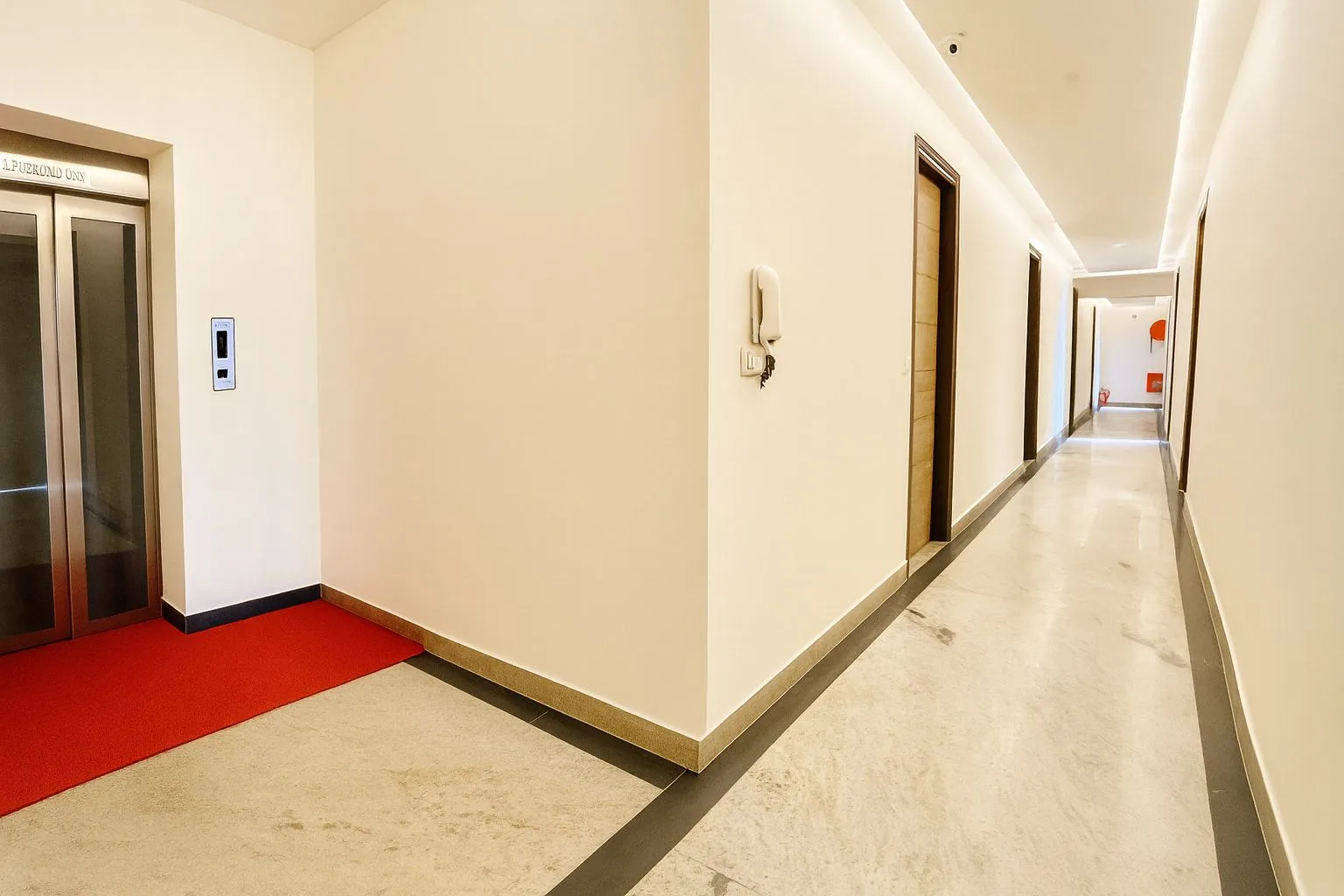 Hotel Good Luck