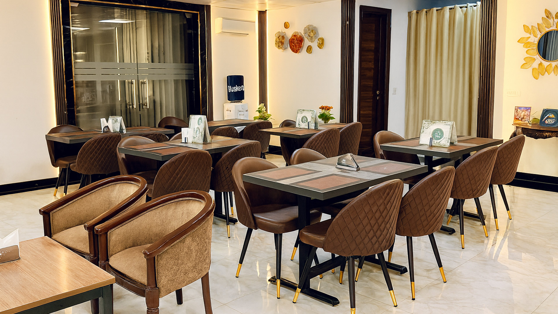 Breakfast & All-Day Room Service