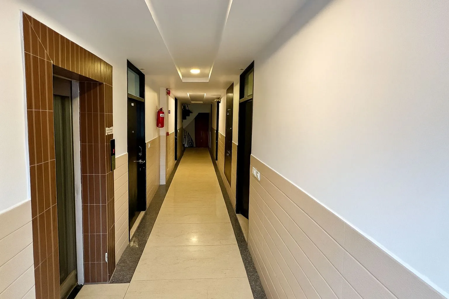 Hotel Paradise International — Common Area