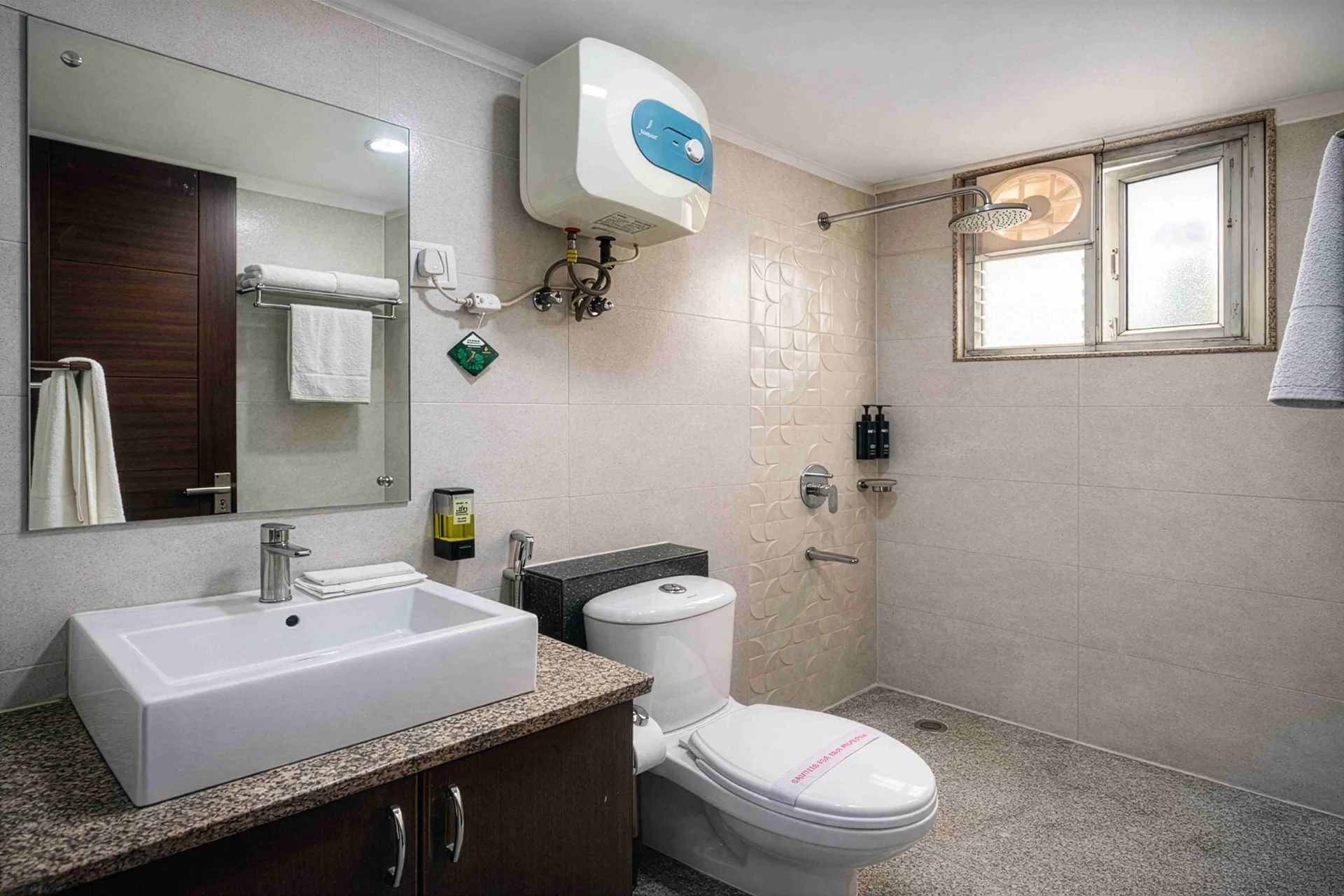 Hotel Urban Luxury By JMD Group